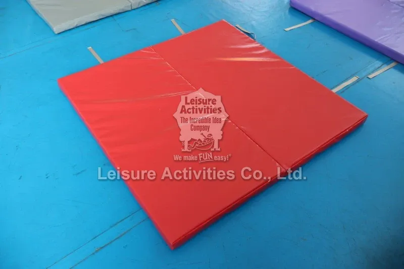 Red Astm Folding Mat Red Astm Folding Mat