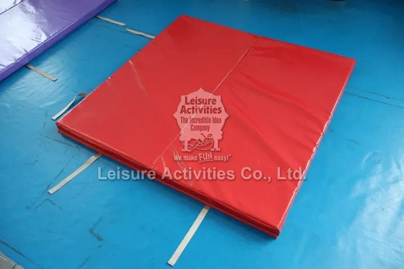 Red Astm Folding Mat Red Astm Folding Mat
